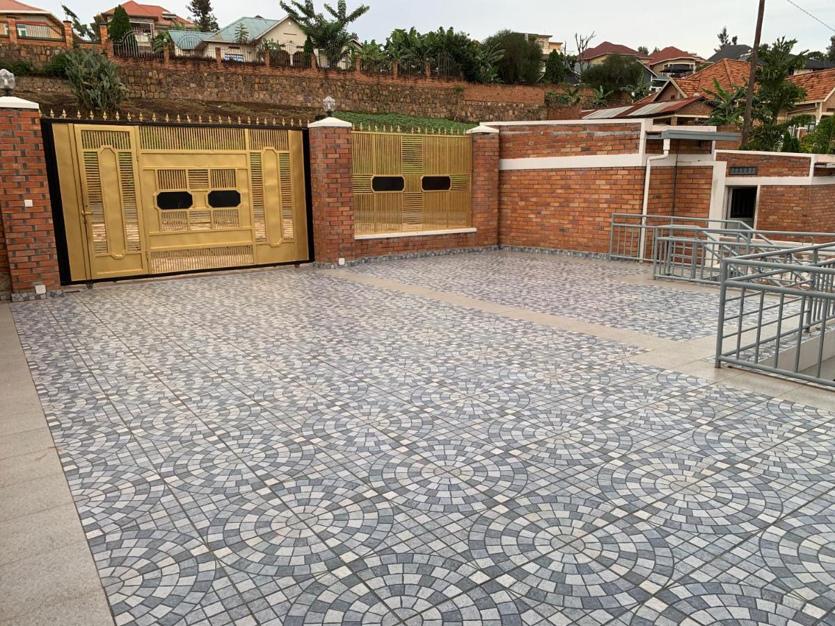 The Keza Hotel And Apartments Kigali Esterno foto