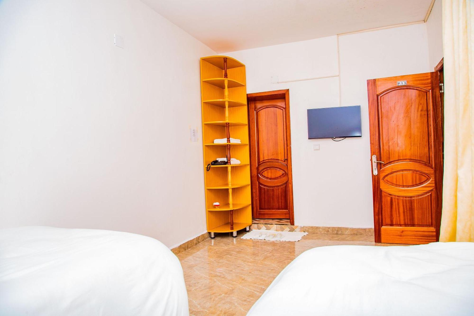 The Keza Hotel And Apartments Kigali Esterno foto