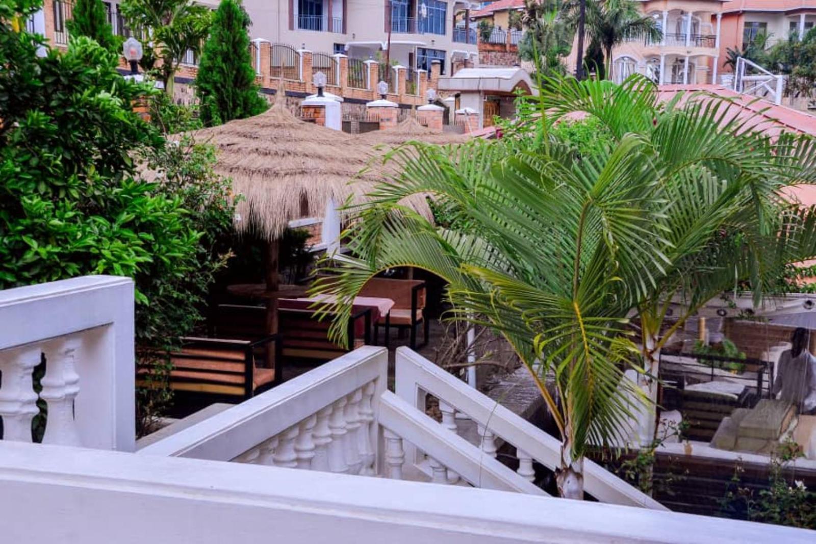 The Keza Hotel And Apartments Kigali Esterno foto