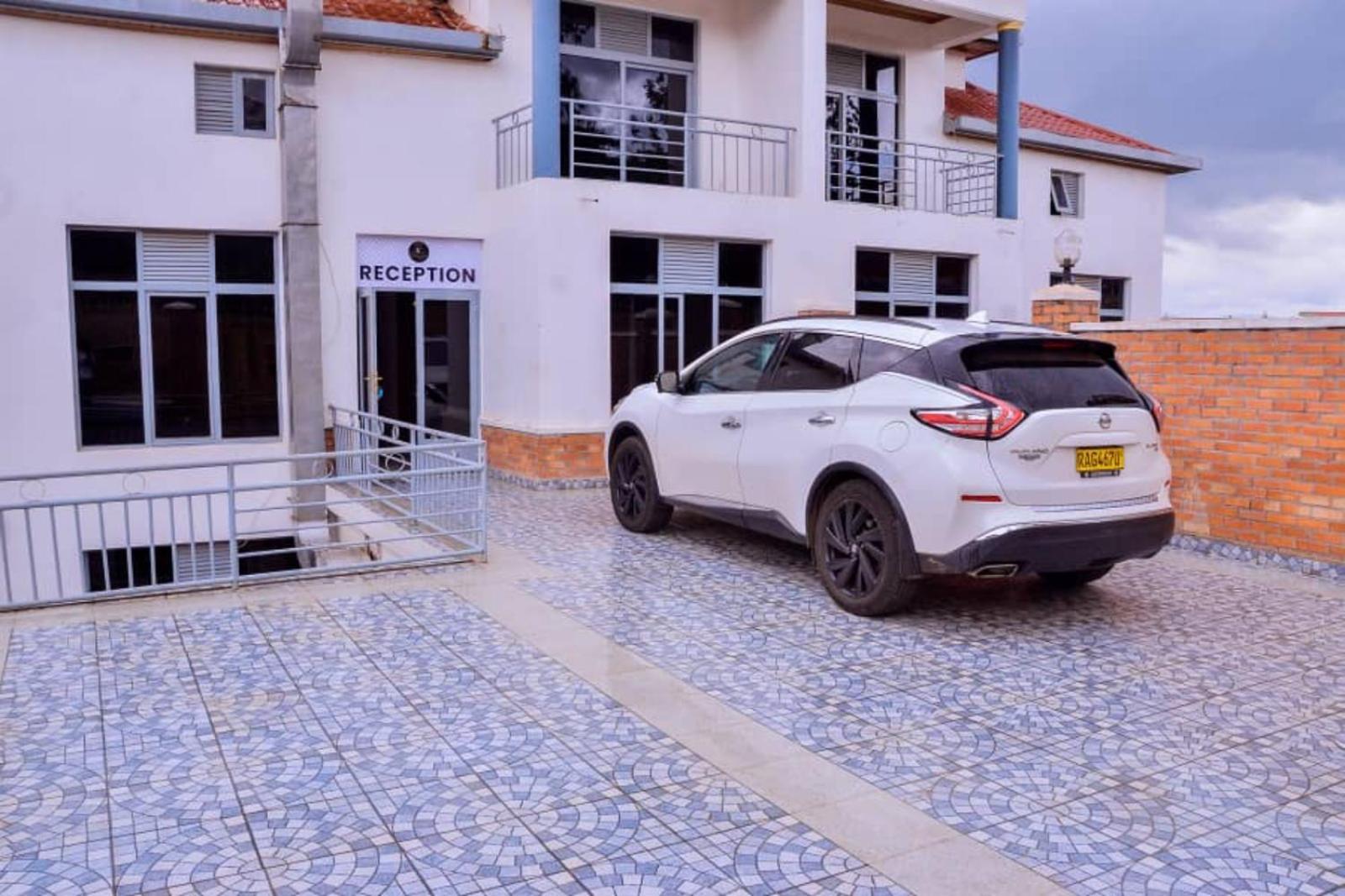 The Keza Hotel And Apartments Kigali Esterno foto